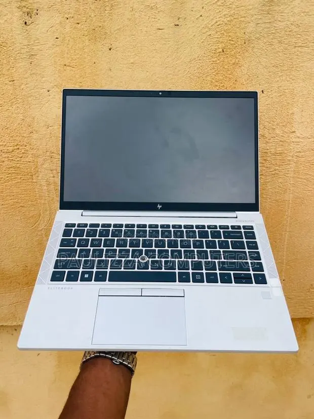 Laptop HP EliteBook 840 G8 16GB Intel Core i5 SSD 256GB · Photo 1