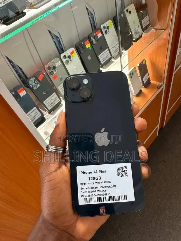 New Apple iPhone 14 Plus 128 GB Black · Photo 1