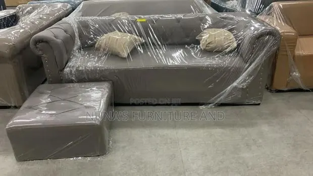 High Quality Sofa · Photo 1