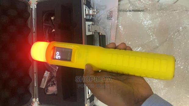 Iblow Alcohol Breathalyzer/Alcohol Tester · Photo 4