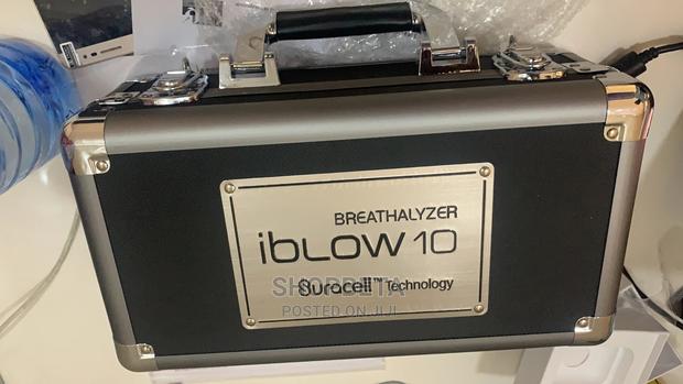 Iblow Alcohol Breathalyzer/Alcohol Tester · Photo 7