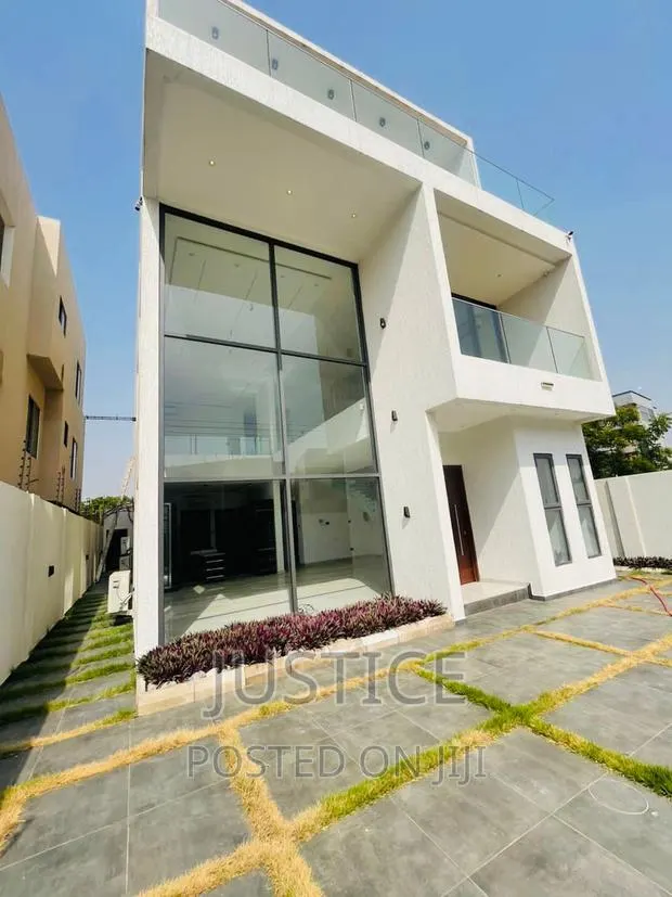 4bdrm Duplex in East Legon Hills for sale · Photo 1