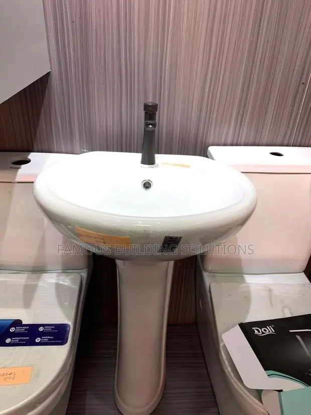 Basin With Tap · Photo 1