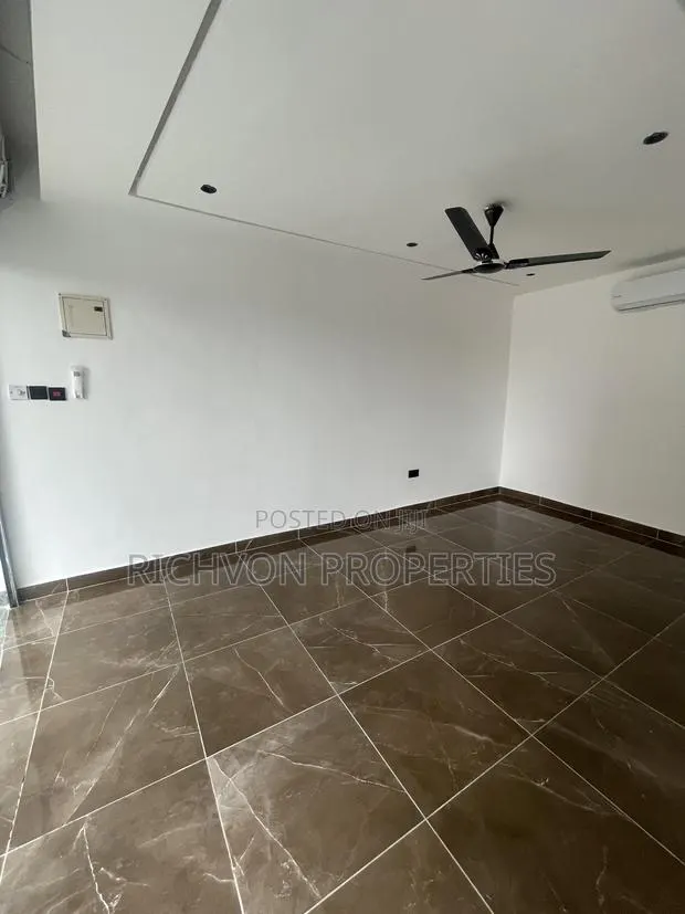 Shops for Rent in East Legon · Photo 3