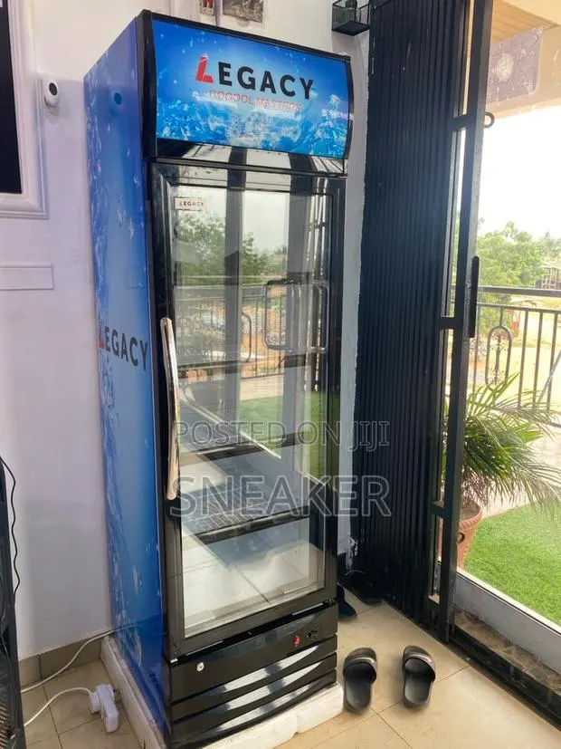New Lagecy Display Fridge 193 Liters With Freezer · Photo 1