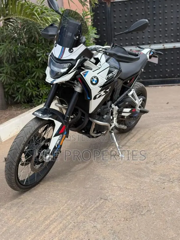 BMW FGS 2025 · Photo 1