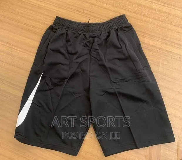 Nike Shorts · Photo 1