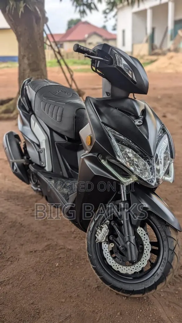 Kymco 2017 Black · Photo 1