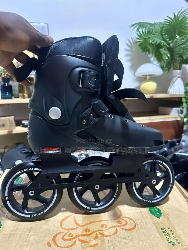 Inline Roller Skates · Photo 1