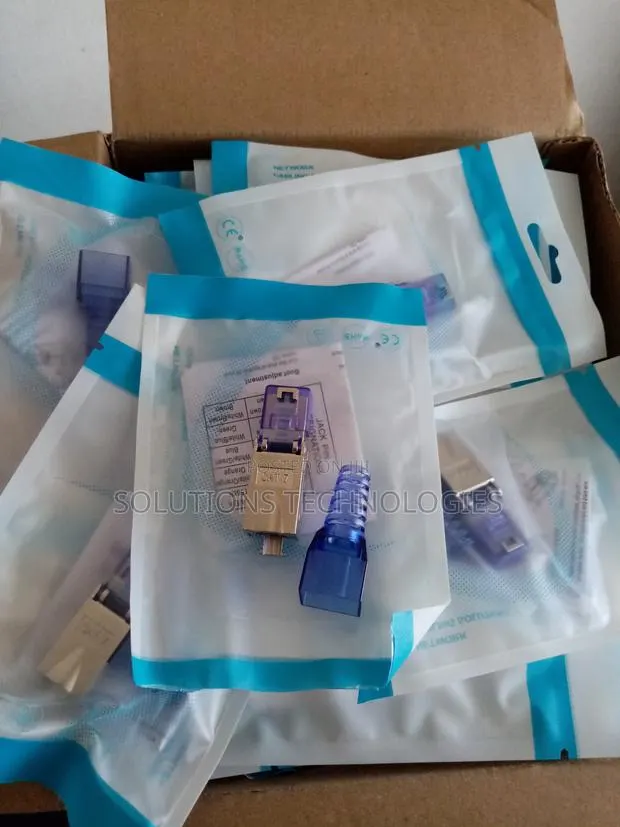 CAT7 Ethernet RJ45 Connectors, Tool Free Shielded · Photo 1