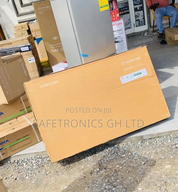 High Sleek Samsung 55 Inch Crystal Uhd Du8000 Tizen Os Smart Tv · Photo 1