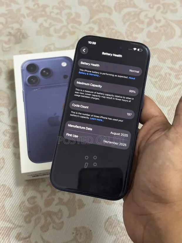 Apple iPhone 17 Pro Max 512 GB Blue · Photo 1