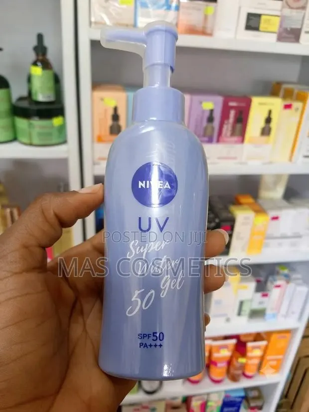 Nivea UV Super Water Gel Sunscreen SPF50 · Photo 1