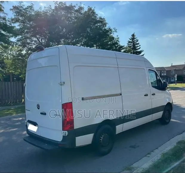 Mercedes-Benz Sprinter 2020 White · Photo 1
