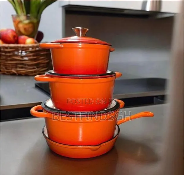 4-Piece Cast Iron Cookware Set · Photo 1