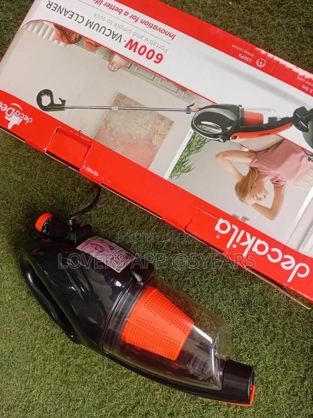 Efficient Vacuum Cleaner for Everyday Use · Photo 1