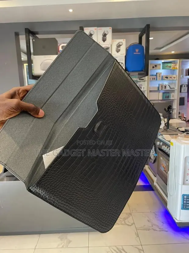 Sleeve Case for 16" Laptop Tablets · Photo 1