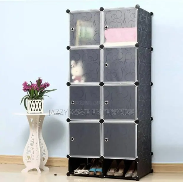 8 Cube Pastic Wardrobe · Photo 1