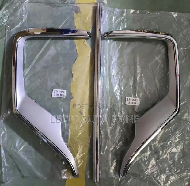 Honda CRV 2019,2020,2021, Front Bumper Chrome · Photo 1