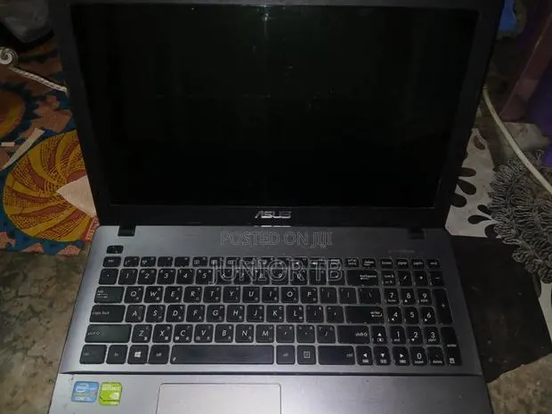 Laptop Asus 8GB Intel Core i5 HDD 500GB · Photo 1
