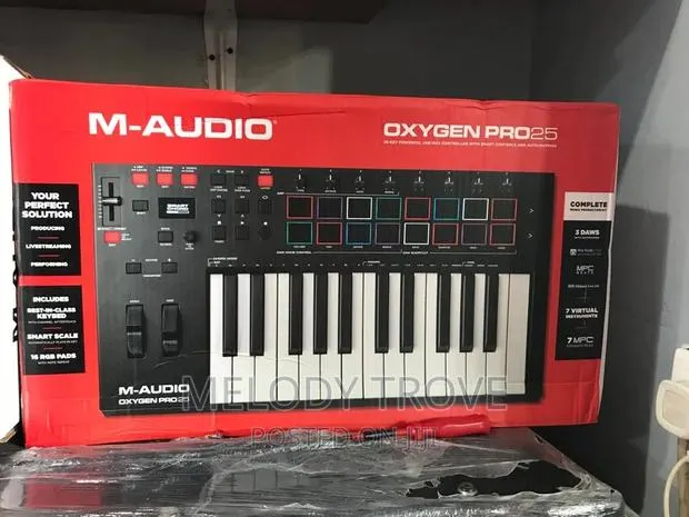 M-Audio Oxygen Pro 25 - 25 Key USB Midi Keyboard · Photo 1