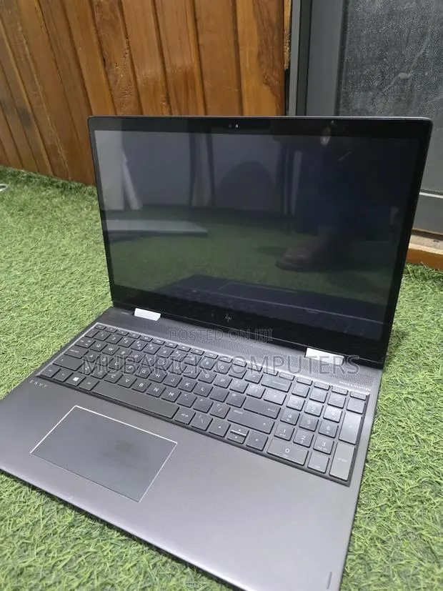Laptop HP Envy 15 16GB AMD A10 SSD 256GB · Photo 1