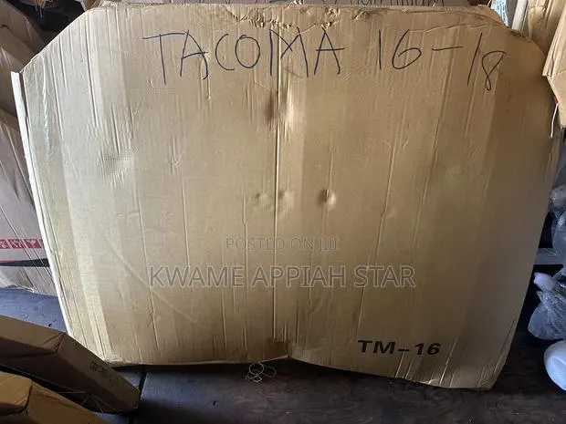 Tacoma 2016,2017,2018,2019,2020,2021,2022,2023. Bonnet/ Hood · Photo 1