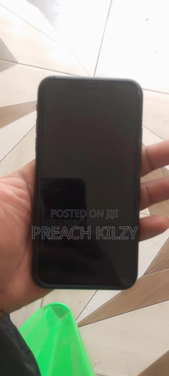Apple iPhone 11 256 GB Black · Photo 1