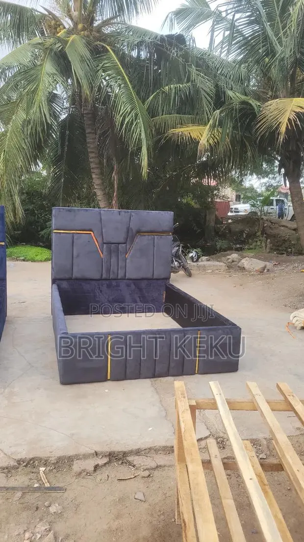 Double Bed Frame Available Right Now · Photo 1