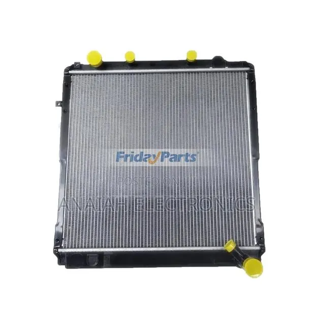 Genuine Radiator for Toyota Cosster · Photo 1
