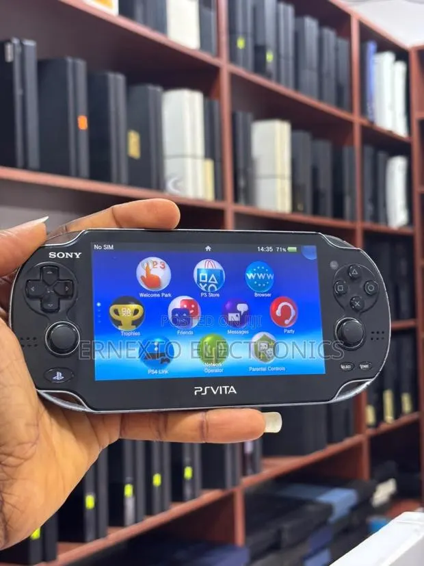 Psvita With 8 Games Installed on It Available Selling Fast · Photo 1