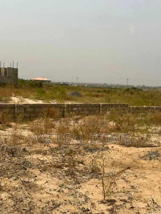 Tema Comm. 25 Plotted Location Plots. · Photo 1