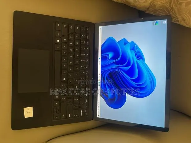 Laptop Microsoft Surface Laptop 5 16GB Intel Core i7 SSD 512GB · Photo 1