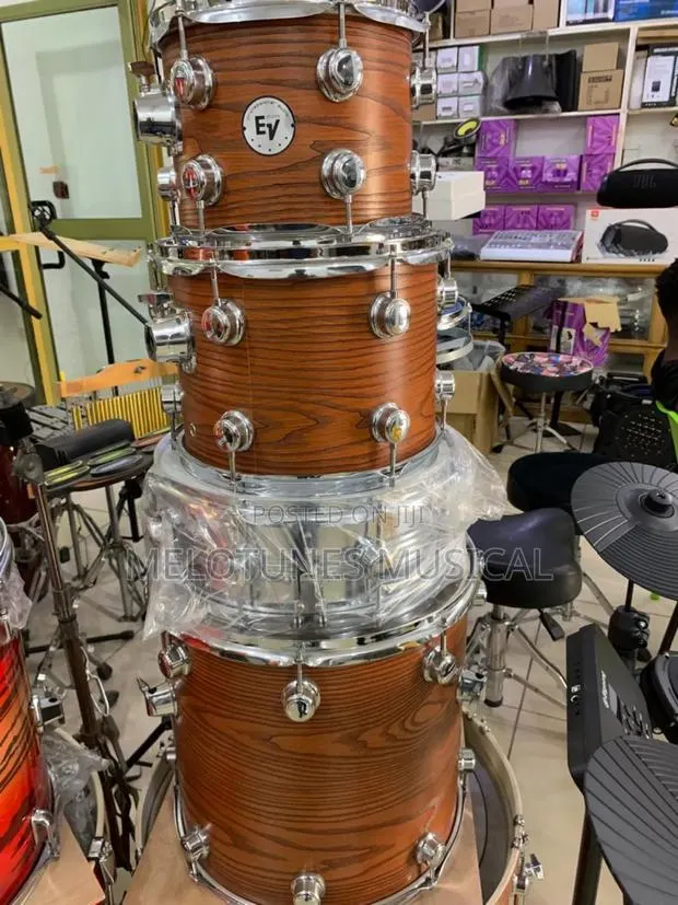 Ev Professional 5-Piece Drumset · Photo 1