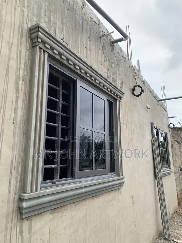 Molding Window Design Artwork · Photo 1