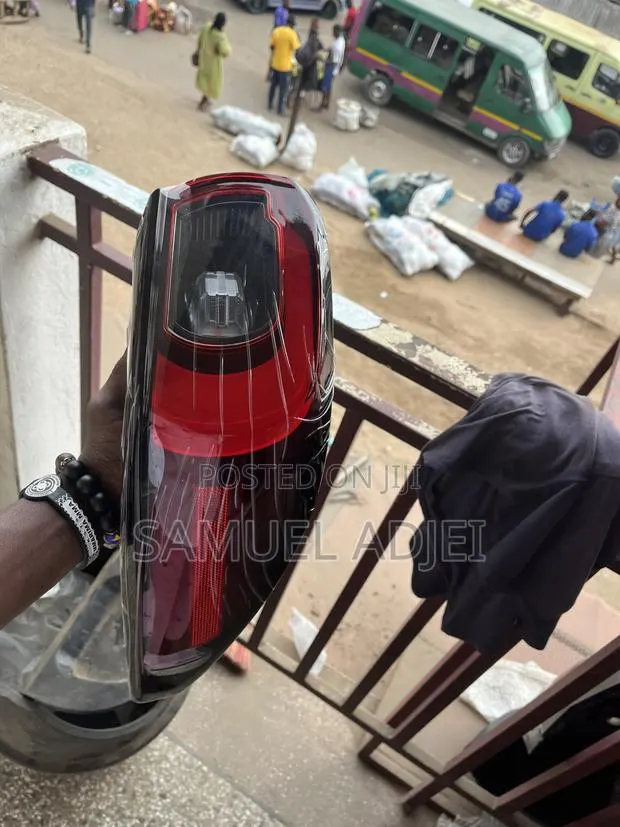 Mazda CX5 2022 to 2025 Tail Light Full LED /Touring. · Photo 6
