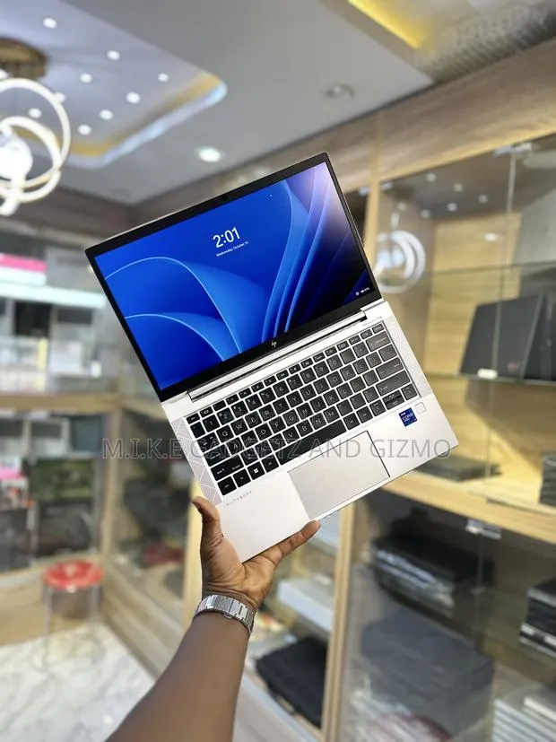 Laptop HP EliteBook 840 G8 16GB Intel Core i7 SSD 512GB · Photo 1