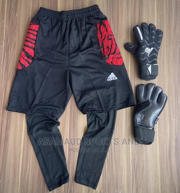 Original Goalkeepers Set at Cool Price · Photo 1