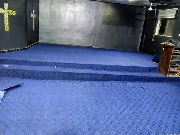 Thick Blue Black Carpet · Photo 1