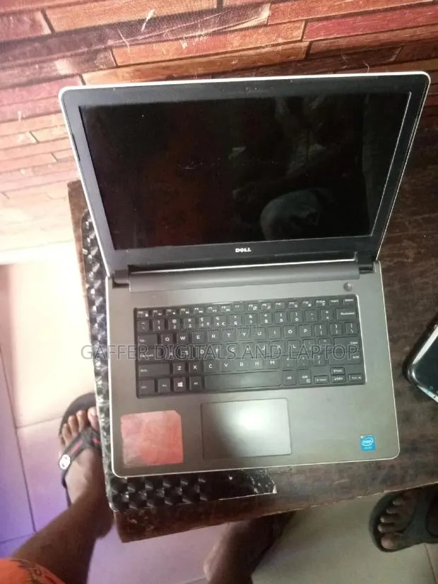 Laptop Dell Inspiron 15 4GB Intel Celeron HDD 500GB · Photo 1