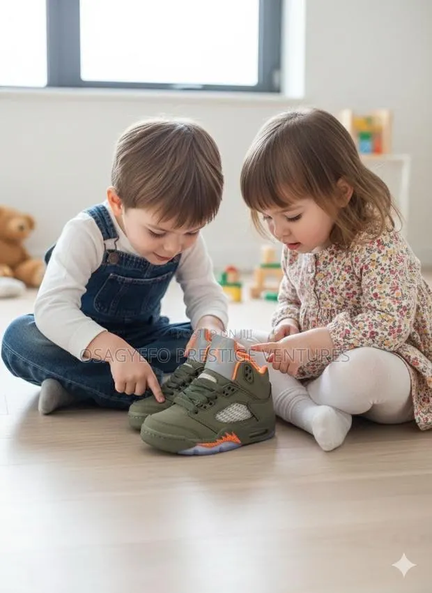 Quality Kids Nike Jordan Sneakers · Photo 2