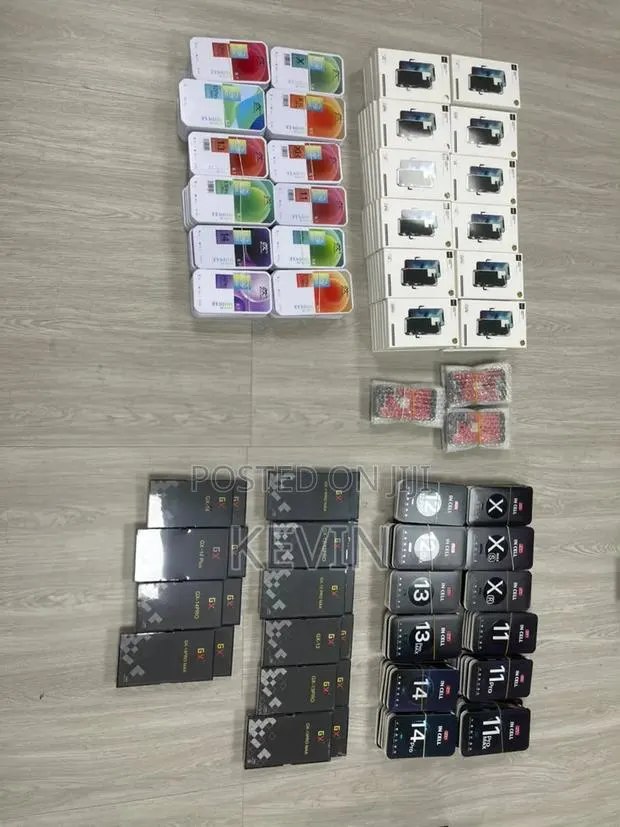 All Kinds of Original Phone Screens and Accessories · Photo 1