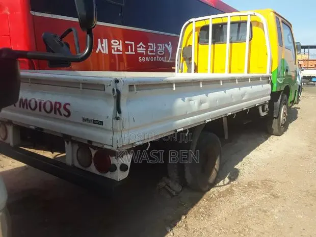 Kia Frontier Truck · Photo 1