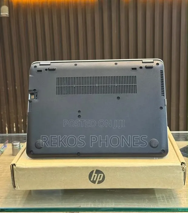 New Laptop HP EliteBook 725 G4 8GB Intel Core i5 SSD 128GB · Photo 1