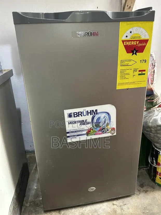 Tabletop Fridge · Photo 1