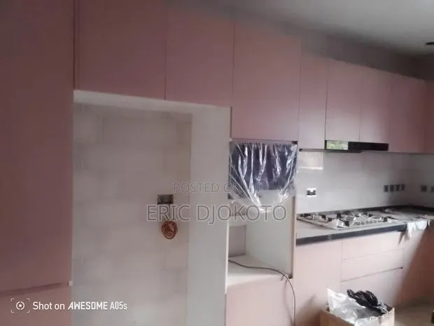 Kitchen Cabinets Set · Photo 1