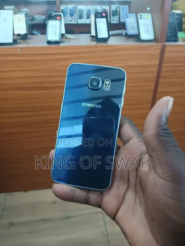 Samsung Galaxy S6 32 GB Black · Photo 1