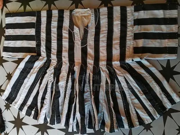 Sleeved Smocks for Me · Photo 1