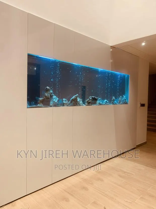 Dobro Aquarium With 30 Fishes · Photo 1
