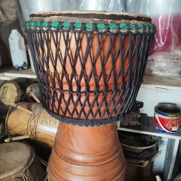 Djembe/Kpalogo/Congas · Photo 1